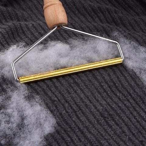 Pet Lint Remover Wooden Tool